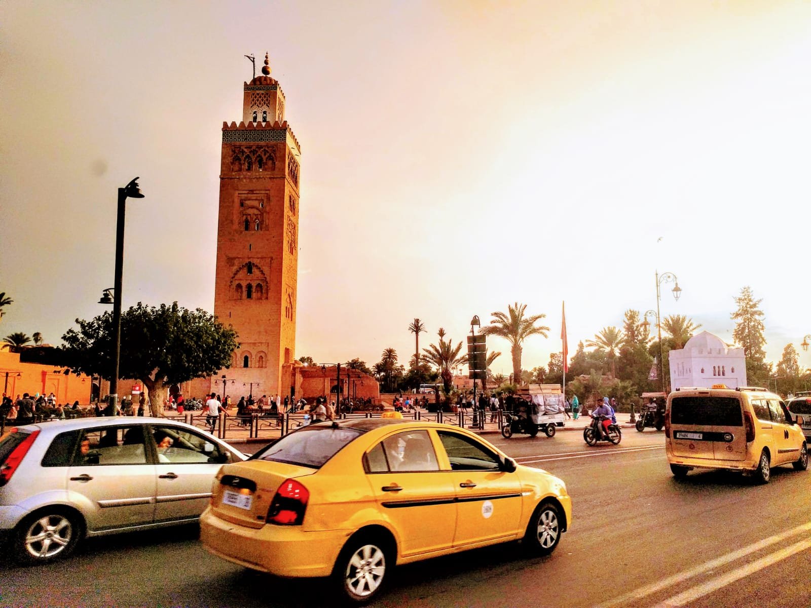 Marrakech medina at dusk