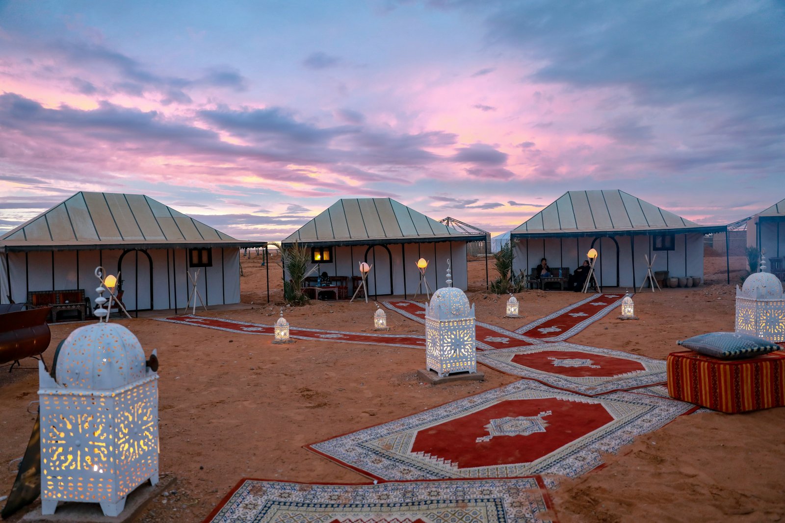 6-Day Private From the Gates of Africa to the Golden Dunes: Tangier to the Sahara and Back